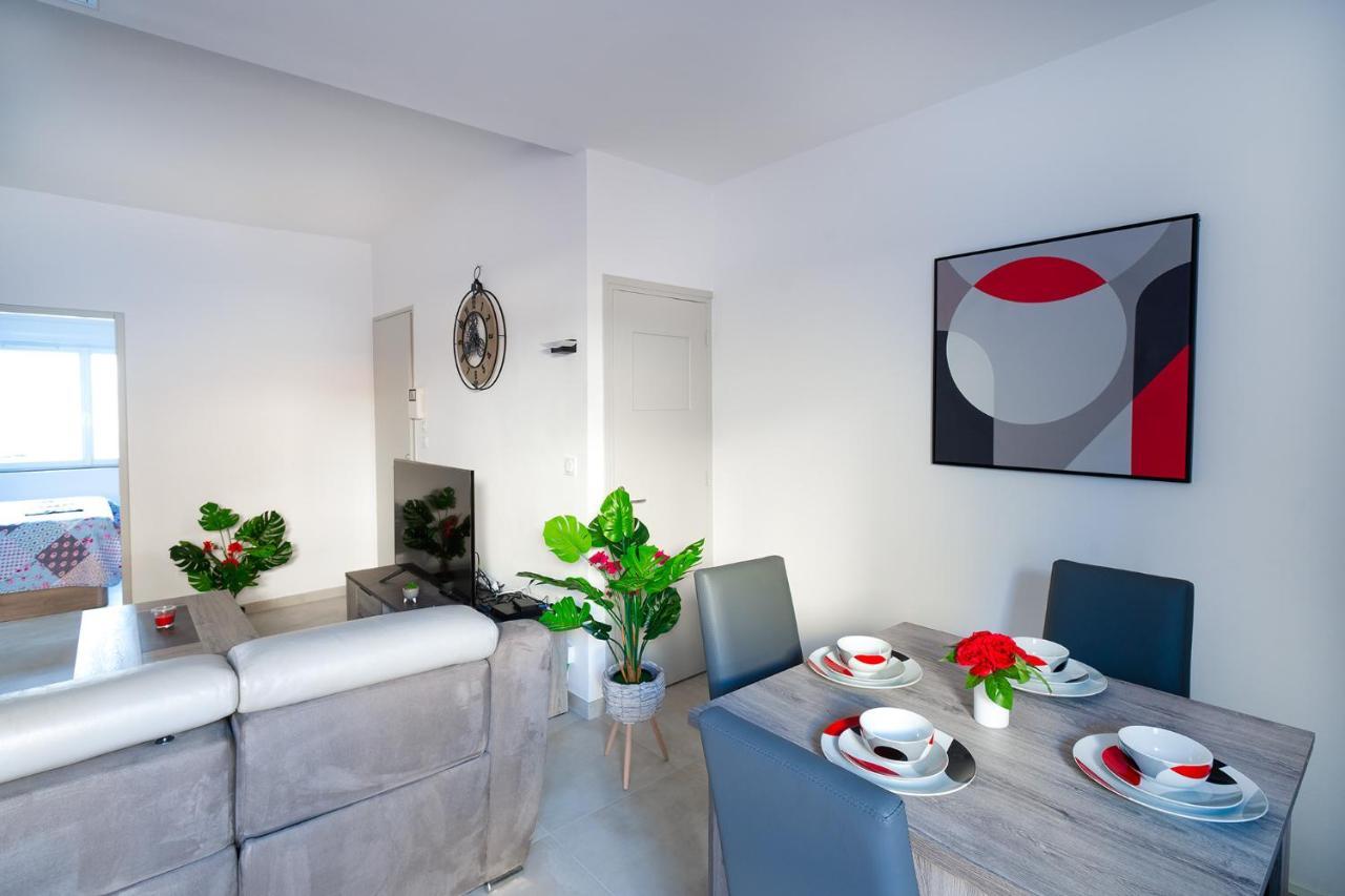 Superbe Appartement A 2 Pas Des Halles, Climatise, Terrasse, Garage Narbonne Ngoại thất bức ảnh