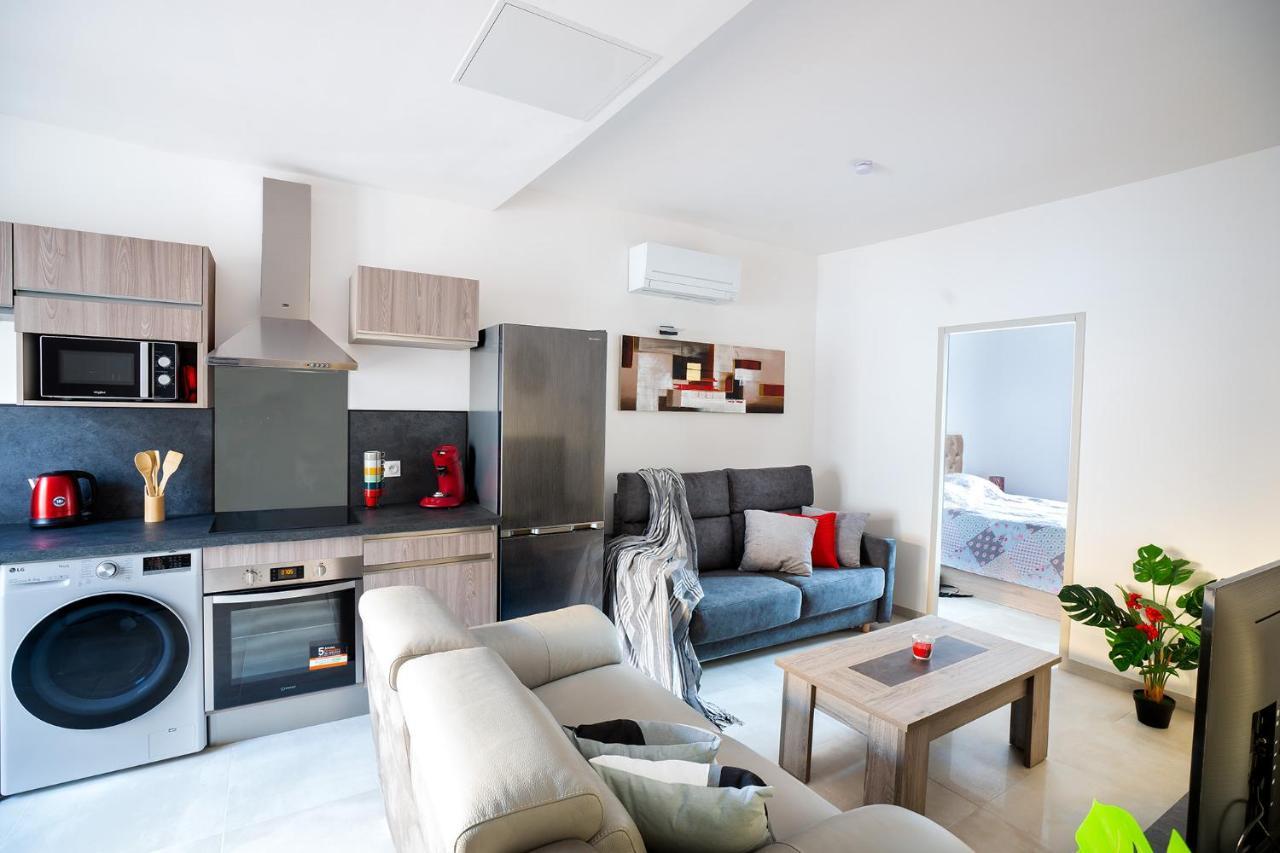 Superbe Appartement A 2 Pas Des Halles, Climatise, Terrasse, Garage Narbonne Ngoại thất bức ảnh